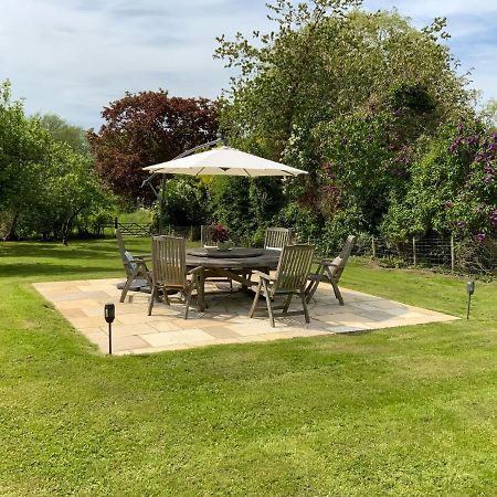 Newsham Grange Farm Bed and Breakfast Thirsk Buitenkant foto