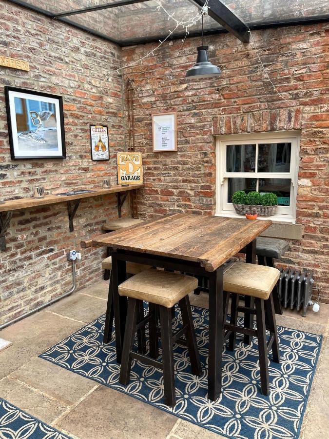 Newsham Grange Farm Bed and Breakfast Thirsk Buitenkant foto
