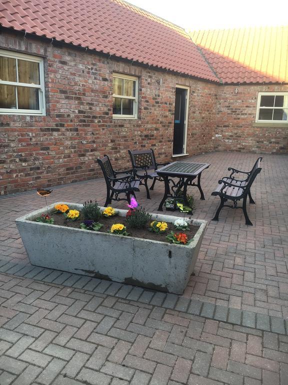 Newsham Grange Farm Bed and Breakfast Thirsk Buitenkant foto